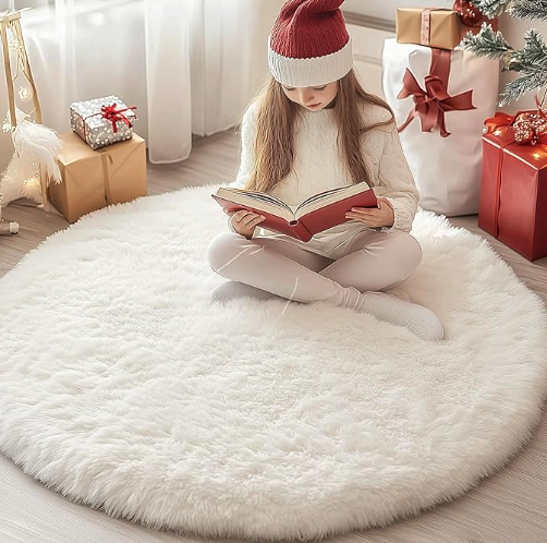 Size small Color White furry area rug