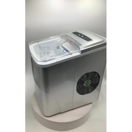 Insignia - 26-Lb. Portable Ice Maker -Silver