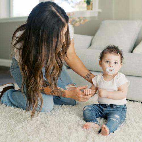 Dr. Brown's Advantage Lightweight One-Piece Silicone Baby Pacifier, Fully Symmetrical Soother, Neutral, 6-18m, BPA Free, 3 Pack