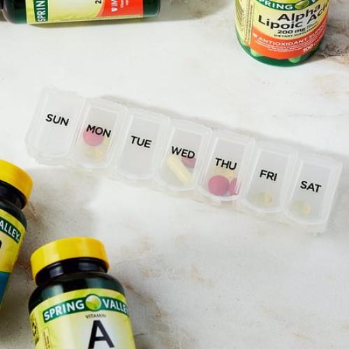 Equate Weekly Pill Planner, Portable Medicine Box with 7 Compartments, Travel-Friendly,