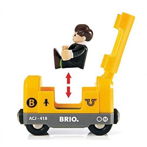 BRIO World 33052 Deluxe Railway Set | Wooden Toy Train Set for Kids Age 3 and Up, Green