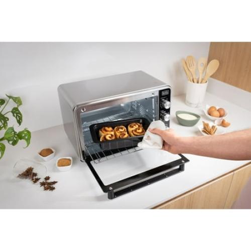 Black   Decker Crisp 'N Bake PRO 6-Slice Air Fryer Toaster Oven with Basket, Pan, Rack & Tray, Stainless Steel