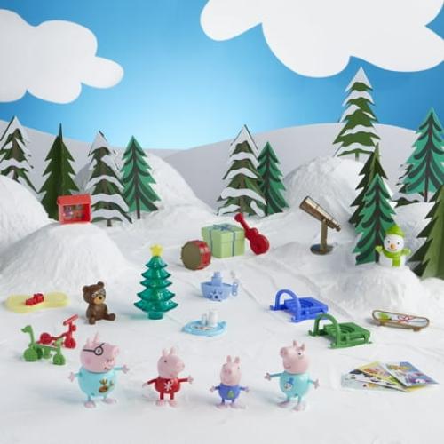 Peppa Pig Peppa’s Kids Advent Calendar, 24 Surprise Toys, 4 Holiday Peppa Pig Family Figures