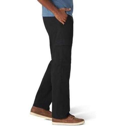 50W x 30 L Wrangler Authentics Men's Relaxed Fit Stretch Cargo Pant, Black.