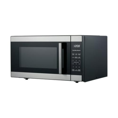 Hamilton Beach 1.6 Cu ft Sensor Cook Countertop Microwave Oven in Stainless Steel, New