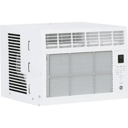 GE 250 Sq. Ft. 6000 BTU Window Air Conditioner - AWCS06BWB White (Damaged, see en the picture)
