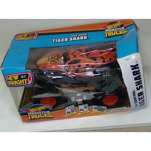 HOT WHEELS Other Accessories RADIO CONTROL TIGER SHARK Home Accessory