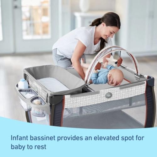 Graco Pack 'n Play Playard Anywhere Dreamer, Pristine