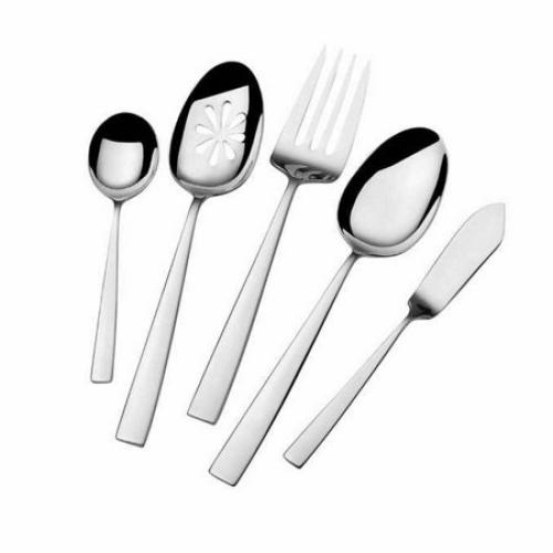 Mikasa Everett 101-piece 18/10 Stainless Steel Flatware Set Service for 12