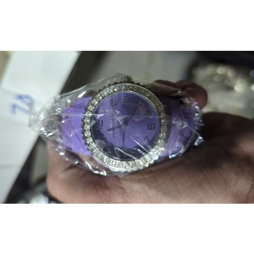 Lot of 15 women's watches (mixed brands) READ DESCRIPTION