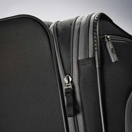 American Tourister 4 Kix Spinner, 25‼️light dirt‼️