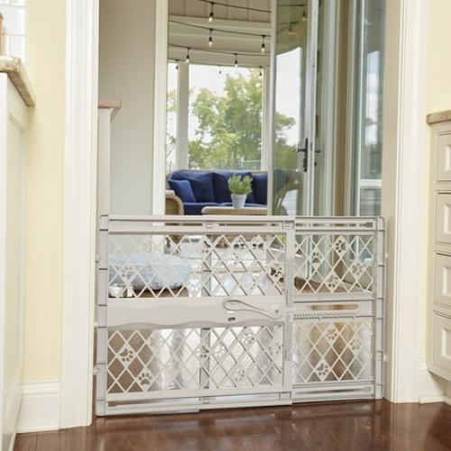 North States MyPet Plastic Paws Portable Petgate, Expands to 40 Wide