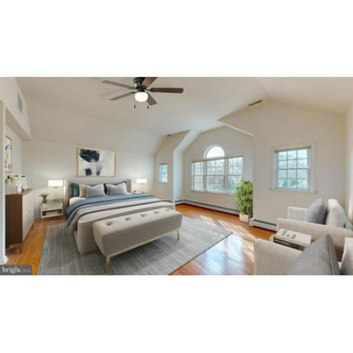 Mainstays 52 inch Hugger Indoor Ceiling Fan with Light Kit, Black, 5 Blades,, Reverse Airflow