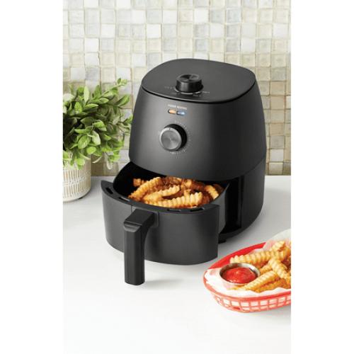 Mainstays 2.2 Qt Air Fryer in Arctic Black with Non-Stick Basket