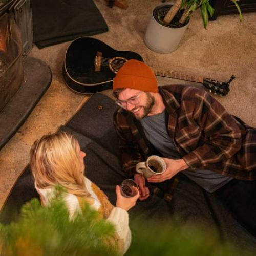 Arcturus Military Wool Blanket - 4.5 lbs, Warm, Thick, Washable, Large 64 x 88 - Great for Camping, Outdoors, Sporting Events, and Survival Kits (chocolate)