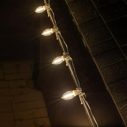 Novelty Lights C9 LED Christmas Warm White Smooth Plastic Light Set, White Wire (25 Bulbs, 25 Feet)