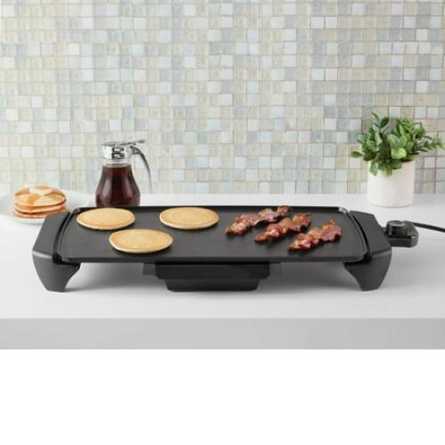 Mainstays 20” Electric Griddle - Non-Stick, Temperature Control,1500 W,Ceramic Coating NEEDS CLEANING/ MAY HAVE MISSING ACCESSORIES