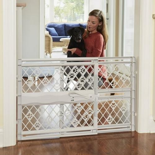 North States MyPet Plastic Paws Portable Petgate, Expands to 40 Wide