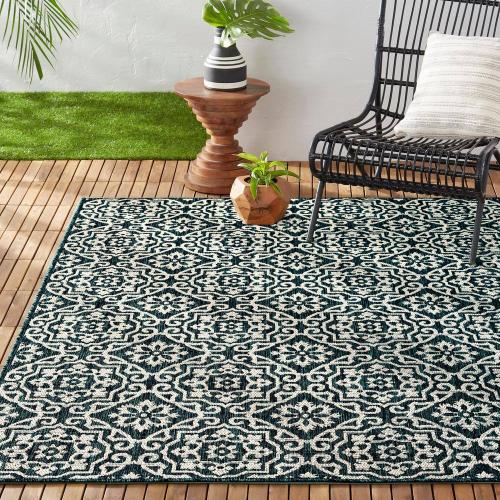 Patio Country Danica Navy Blue/Ivory 5 ft. x 7 ft. Geometric Indoor/Outdoor Area Rug