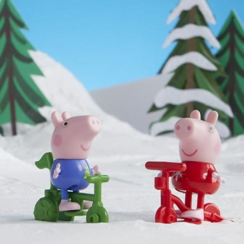 Peppa Pig Peppa’s Kids Advent Calendar, 24 Surprise Toys, 4 Holiday Peppa Pig Family Figures