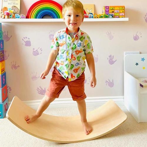 WOOD CITY Balance Board Kids 35 Inch Wooden Wobble Board for Toddlers Kids and AdultsWaldorf Toys Curvy Rocker Board for Yoga and Exercise Indoor & Outdoor Gifts for Kids Birthday and Christmas