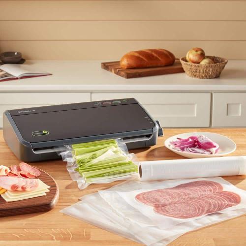 Black Vacuum Sealing System