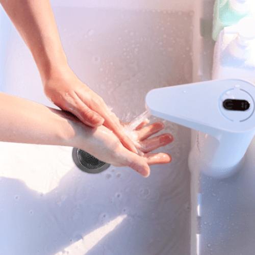 Mighty Sink Portable Sink: Patented Wash Station with Electronic Faucet | 2 Gallons | Easy Setup | Indoor & Outdoor Use | Ideal for Dishwashing, Camping Hygiene, Gardening, Pottery & More