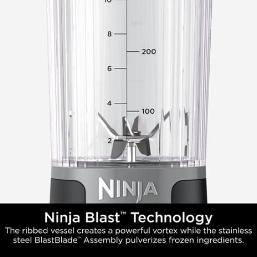 Ninja Blast 16 oz Portable Personal Blender with Leak Proof Lid and Easy Sip Spout, Smoothie Blender, Black BC100BK