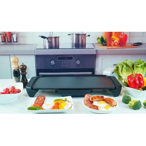 Mainstays 20” Electric Griddle - Non-Stick, Temperature Control,1500 W,Ceramic Coating NEEDS CLEANING/ MAY HAVE MISSING ACCESSORIES