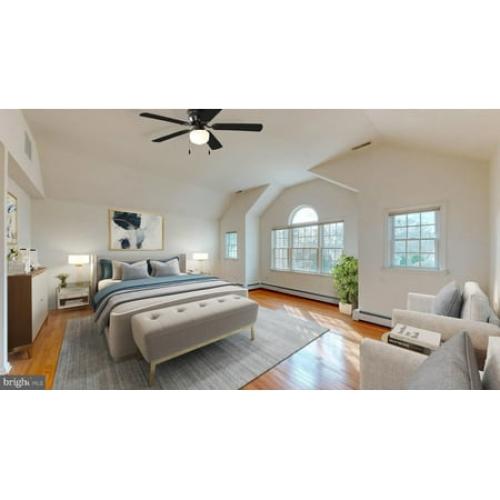 Mainstays 52 inch Hugger Indoor Ceiling Fan with Light Kit, Black, 5 Blades,, Reverse Airflow