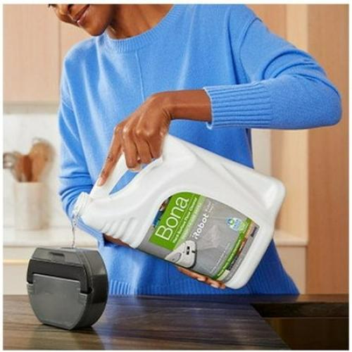 iRobot Wi-Fi Connected Braava jet m6 Robot Mop with Precision Jet Spray (Black)