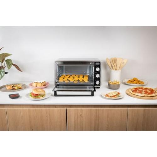 Black   Decker Crisp 'N Bake PRO 6-Slice Air Fryer Toaster Oven with Basket, Pan, Rack & Tray, Stainless Steel