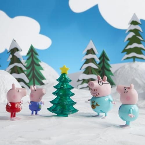 Peppa Pig Peppa’s Kids Advent Calendar, 24 Surprise Toys, 4 Holiday Peppa Pig Family Figures