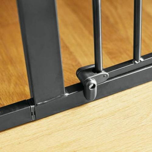 Munchkin® Easy Close XL™ Pressure Mounted Metal Baby Gate for Stairs, Hallways and Doors, Black