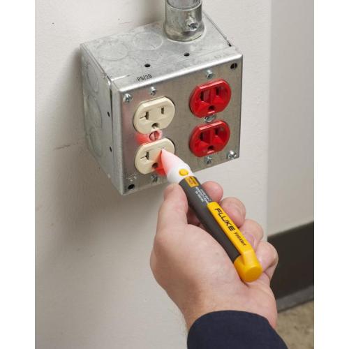 Fluke Fluke 1ac VoltAlert Voltage Detector Digital 1000-Volt Voltage Meter