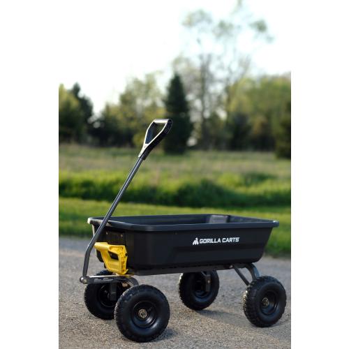 Gorilla Carts 4-cu ft Poly Yard Cart