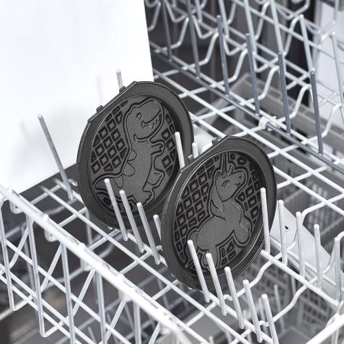 Dash 1 waffle Aqua Plastic Waffle Maker❗MAY HAVE MISSING PIECES/NEEDS CLEANING❗