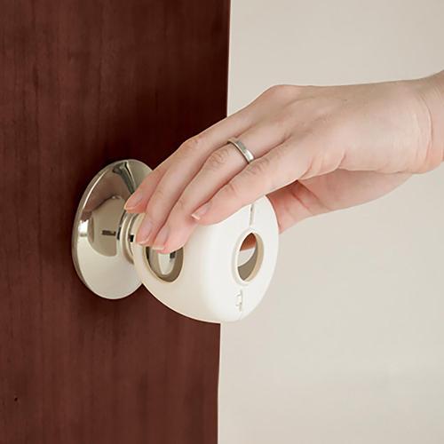 Safety 1st White Plastic Door Knob Covers