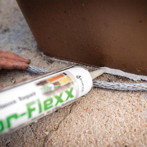 Sashco Mor-Flexx White Elastomeric Acrylic Latex Mortar and Stucco Repair Caulk 10.5 oz
