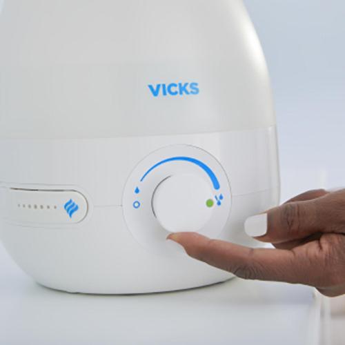 Vicks 0.5 gal 200 sq ft Manual Filter-Free Humidifier