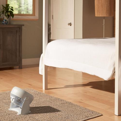 Honeywell 10.9 in. H 3 speed Air Circulator Fan