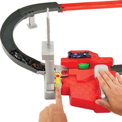 Hot Wheels Racing Formula 1 Sprint Race Circuit Track Set with 3 Die-Cast Toy Cars