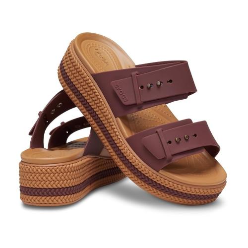(Brown, 4 (Adults')) Crocs Brookly Buckle Low Thermoplastic Women's Dark Clay Sandals size 7
