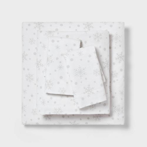 Queen Christmas Flannel Sheet Set Ivory Snowflake - Wondershop™