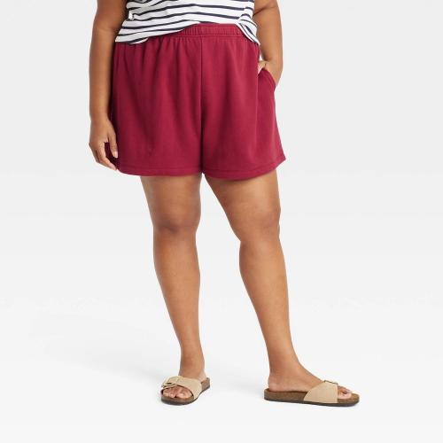 Size XXL Women's Leisure Studio Mid-Thigh Fleece Shorts - Universal Thread™ Maroon