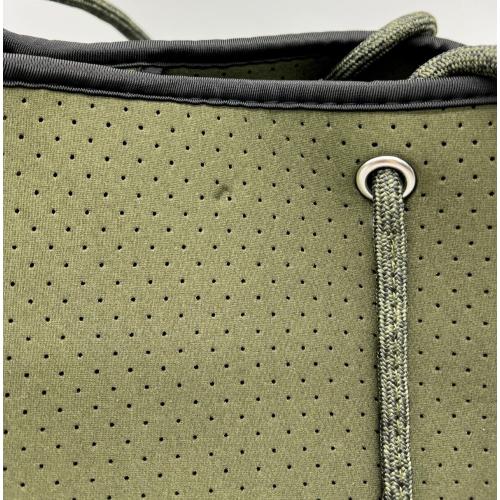 Pole Tribe Green camo Neoprene Tote   Wristlet Handbag Women's Lightweight Durable