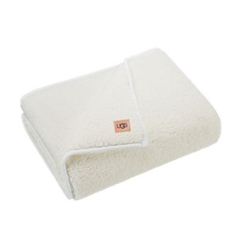 UGG Classic Sherpa Throw Blanket in Snow