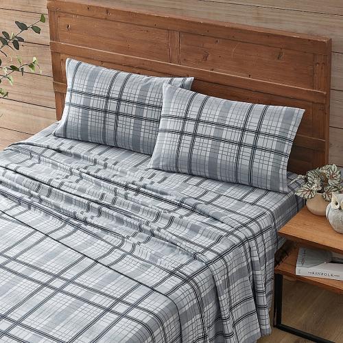 UGG  Flannel Queen Sheet Set in Ocean Plaid
