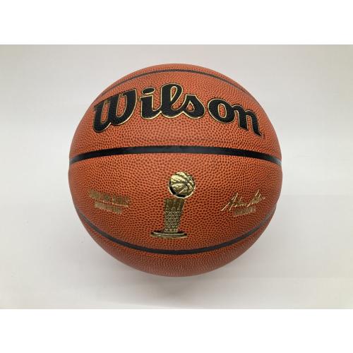 WILSON Signature Series Indoor/Outdoor NBA Basketball, Size 7