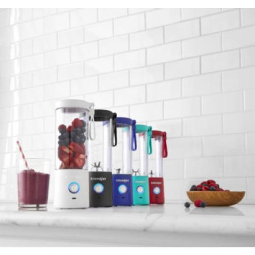 BlendJet 2 Portable Blender NEEDS CLEANING